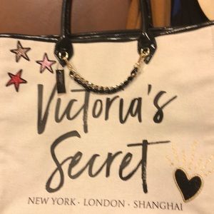 NWT Victoria’s Secret Tote